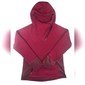 Avalanche Outdoor Supply Company Womens large Plum Sweatshirt